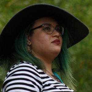 Meet your Posher, Vivien